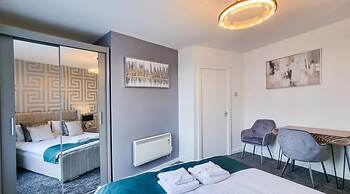 Luxury Apartment Canal View Castlefield - Parking