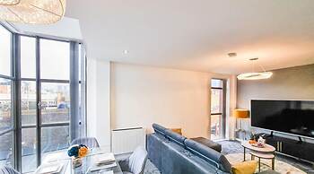 Luxury Apartment Canal View Castlefield - Parking