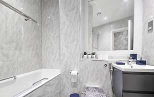 Luxury Apartment Canal View Castlefield - Parking