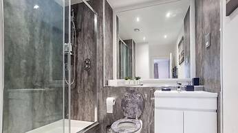 Luxury Apartment Canal View Castlefield - Parking