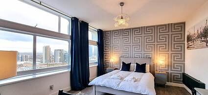 Luxury Spacious City Centre Apartment Amazing View