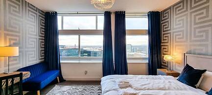 Luxury Spacious City Centre Apartment Amazing View