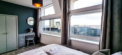 Luxury Spacious City Centre Apartment Amazing View