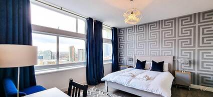 Luxury Spacious City Centre Apartment Amazing View