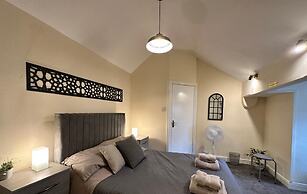 Marvellous 5 bed Perfect for Family or Contractor