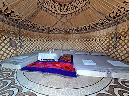 Agat Yurt Camp