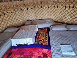 Agat Yurt Camp