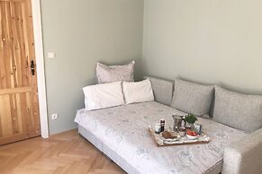 Lovely And Freshly Renovated Apartment In Praha 10