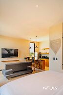 Studio Ph Private Rooftop Pool Great Located