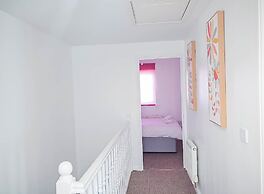 Airport Lounge - 3Bed 6 Persons