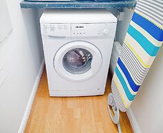 Airport Lounge - 3Bed 6 Persons