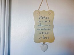 Airport Lounge - 3Bed 6 Persons