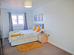 Airport Lounge - 3Bed 6 Persons