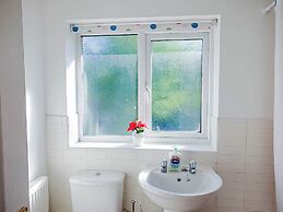 Airport Lounge - 3Bed 6 Persons