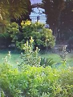 Villa Alma, Independent Apartment In Villa 700mt to The Sea