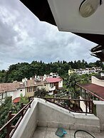 Peaceful Villa With Perfect View in the City Center