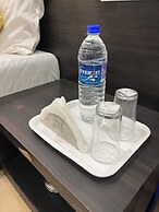 Hotel Wind Flower Regency - Near Kokilaben Hospital