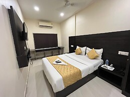 Hotel Wind Flower Regency - Near Kokilaben Hospital