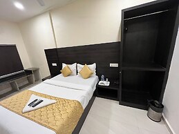 Hotel Wind Flower Regency - Near Kokilaben Hospital