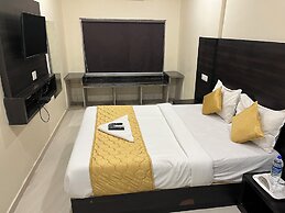 Hotel Wind Flower Regency - Near Kokilaben Hospital