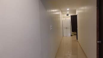 Hotel Wind Flower Regency - Near Kokilaben Hospital