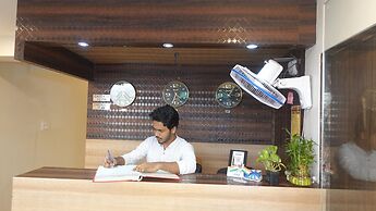 Hotel Wind Flower Regency - Near Kokilaben Hospital