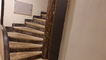 Hotel Wind Flower Regency - Near Kokilaben Hospital