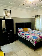 The Unique and Tranquil Retreat Apartment