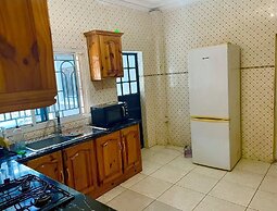 The Unique and Tranquil Retreat Apartment