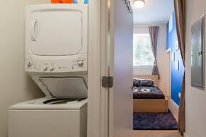 ASK FOR Discount-vibrant 2 Story Apt Apple TV