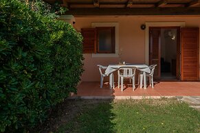 Outstanding Residenze Gallura 1 Bedroom Sleeps 4 Noi0538k