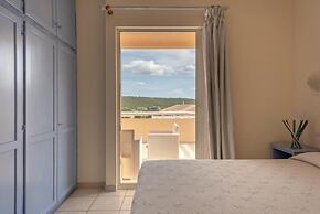 Fantastico Baia de Bahas Residence Sea View two Bedroom Sleeps six Num