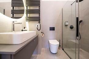 Károly Boutique Suites, Best Location by BQA