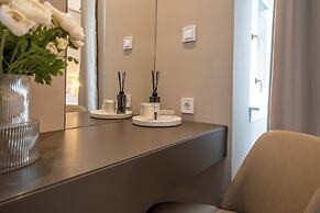 Károly Boutique Suites, Best Location by BQA