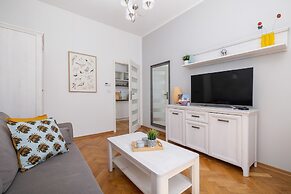 Pet-friendly Rzeszowska by Renters