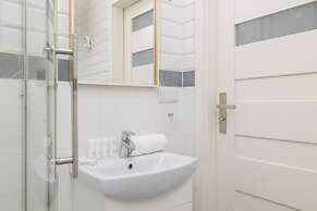 Pet-friendly Rzeszowska by Renters