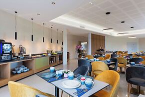 Brit Hotel Privilège Paris - Rosny