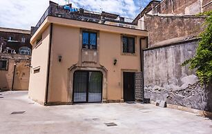 Venuto Home by Wonderful Italy - Azure