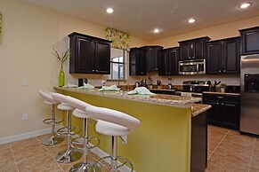 Beautiful Spacious Vacation Villa, Bbq Grill4902cg 6 Bedroom Home by R