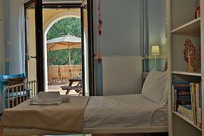 Olives and Vines all Season Villa