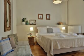 Olives and Vines all Season Villa