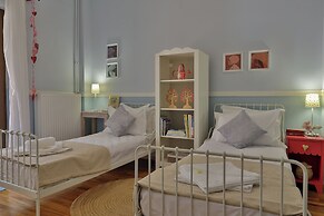 Olives and Vines all Season Villa