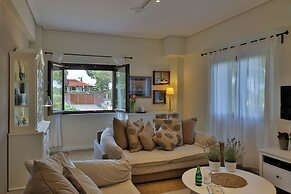 Olives and Vines all Season Villa