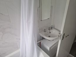 Immaculate 1-bed Apartment in Woodford Green