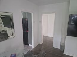 Immaculate 1-bed Apartment in Woodford Green
