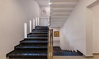 Treebo vSaffron Regency,Punnamada Lake