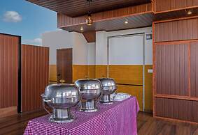 Treebo vSaffron Regency,Punnamada Lake