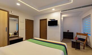 Treebo vSaffron Regency,Punnamada Lake