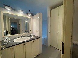 Lemon Tree Resort - FreeParking