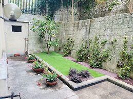 Lemon Tree Resort - FreeParking